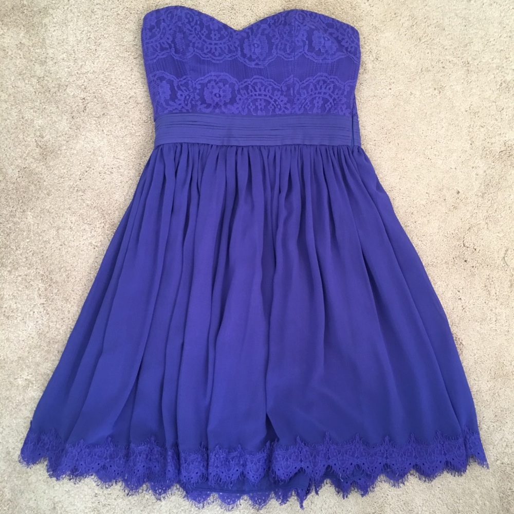 Gorgeous purple dress with tulle and lace!
